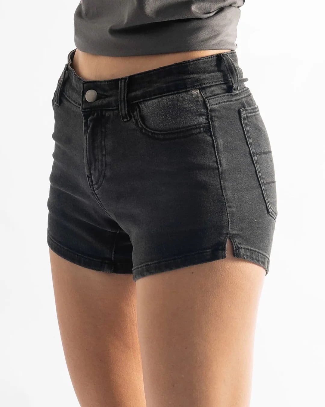 pharoah ladies ride short black